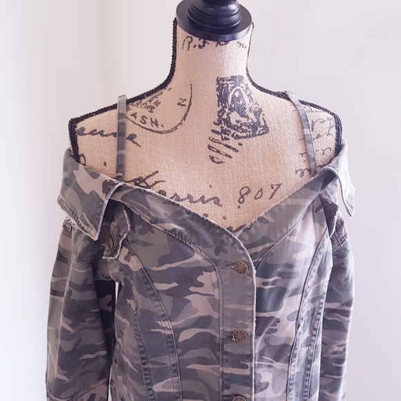 Mustard Seed Jackets & Blazers - LAST ONE Camouflage Off Shoulder Jacket